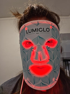 Verified Amazon customer photo, Lumiglo Pro V2